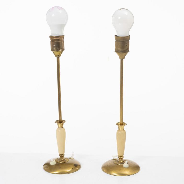 Bertil Brisborg, a pair of table lamps model 32149, Nordiska Kompaniet 1940s.