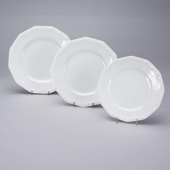 MATSERVIS, porslin, 40 delar, "Classic Rose", Rosenthal, Tyskland.