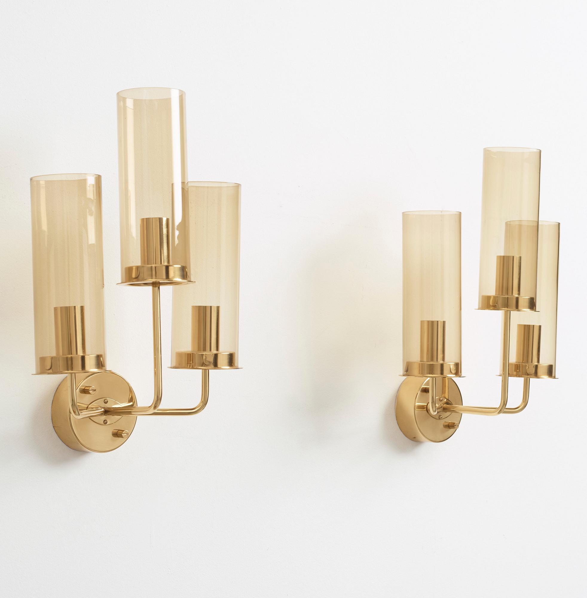 Hans-Agne Jakobsson, a pair of wall lamps, model "Sonata", "V169-3", Hans Agne Jakobsson AB, Markaryd, 1960-70s.