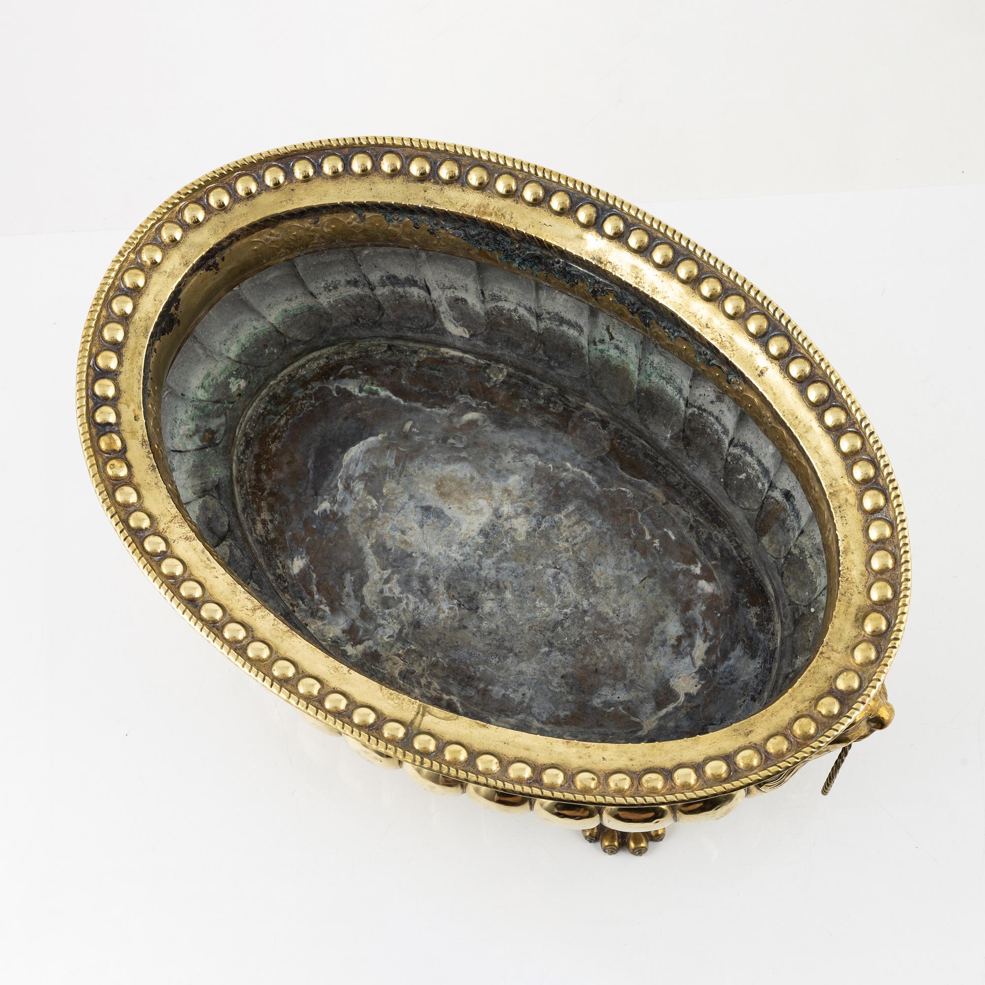 Jardiniere, barockstil, mässing, sent 1800-tal.