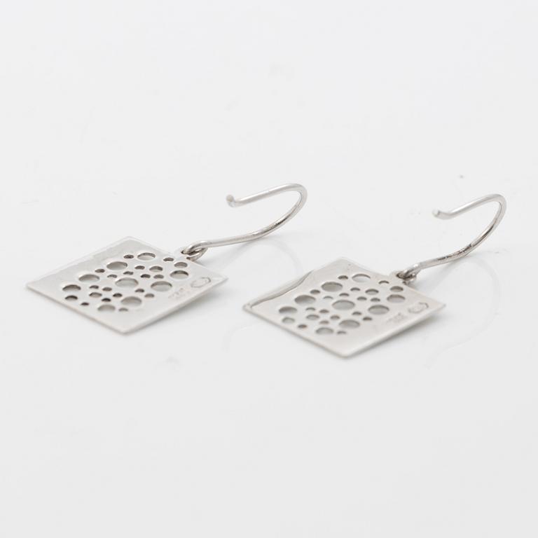 Liisa Vitali, necklace and a pair of earrings, sterling silver, Finland.
