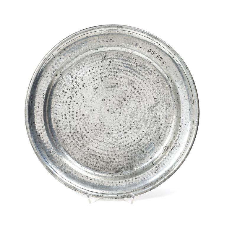 A silvered pewter charger by E. M. Hammarstrand, Falun 1776.