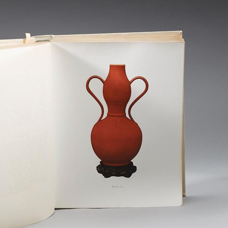 GORER, Edgar and J.F. BLACKER. Chinese Porcelain and Hard Stones. London: B Quaritch, 1911.
