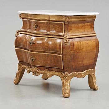 BYRÅ,  av Mathias Ortmann (ca.1692–1757), Danmark, 1700-talets mitt. Rokoko.