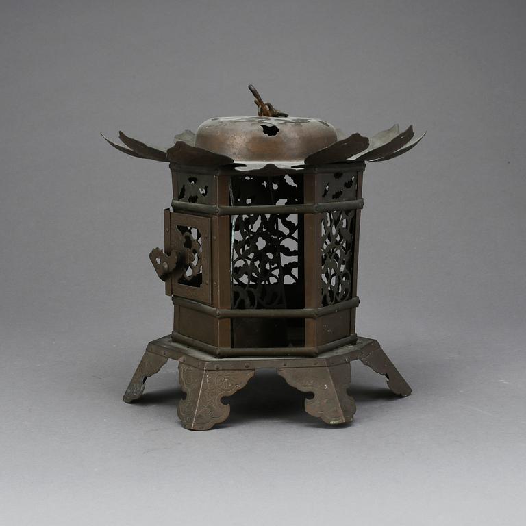 LYKTA/SYRSBUR, Japan, 1900-tal.