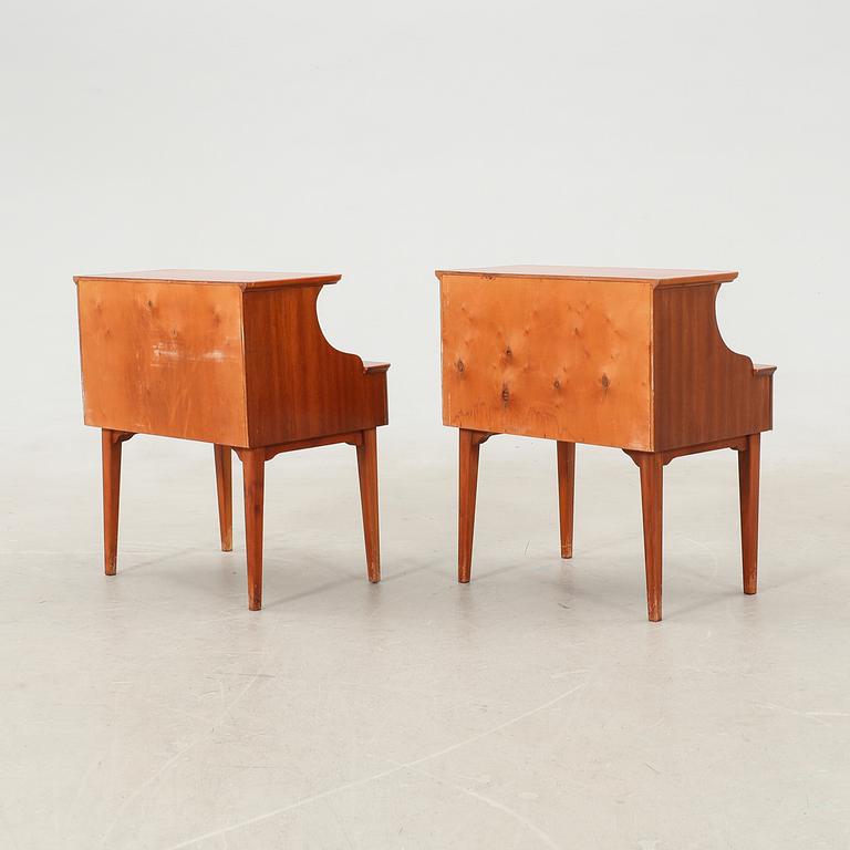 Bedside tables, a pair from the mid-20th century.