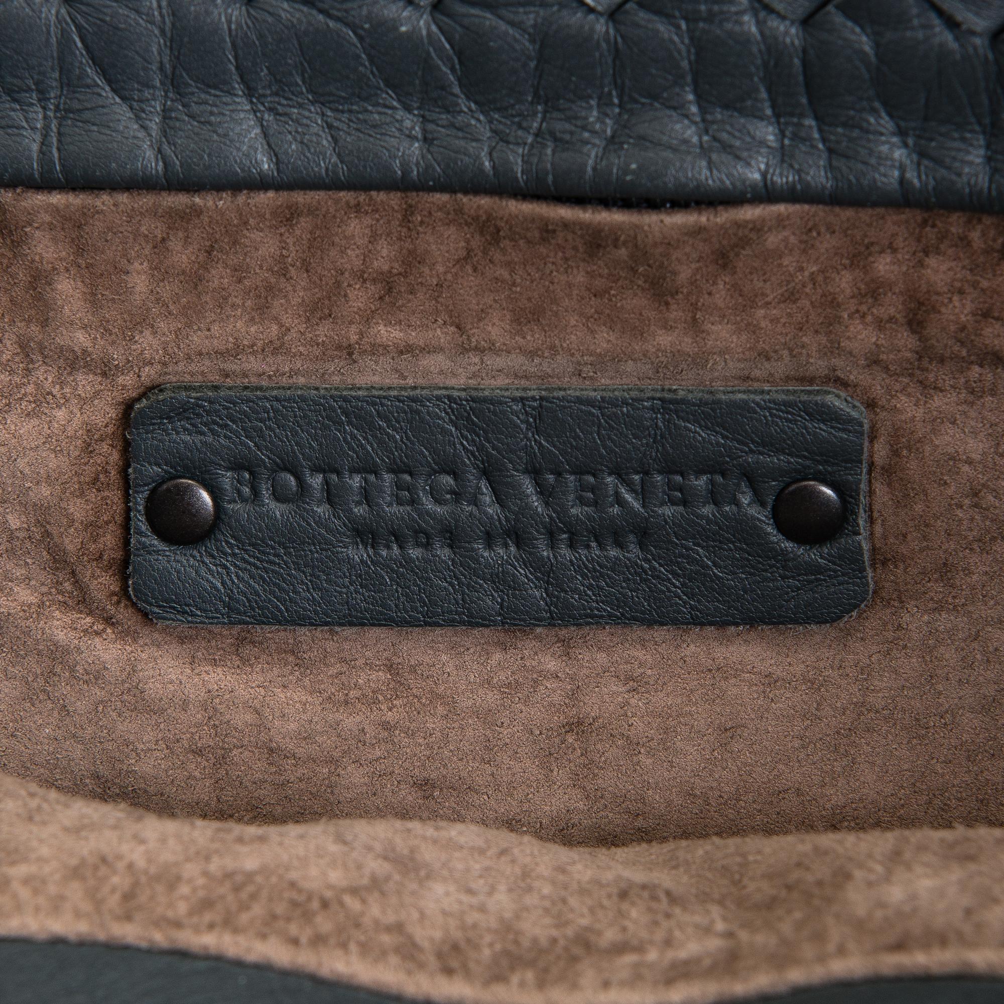 Bottega Veneta, 'Medium Garda' bag.