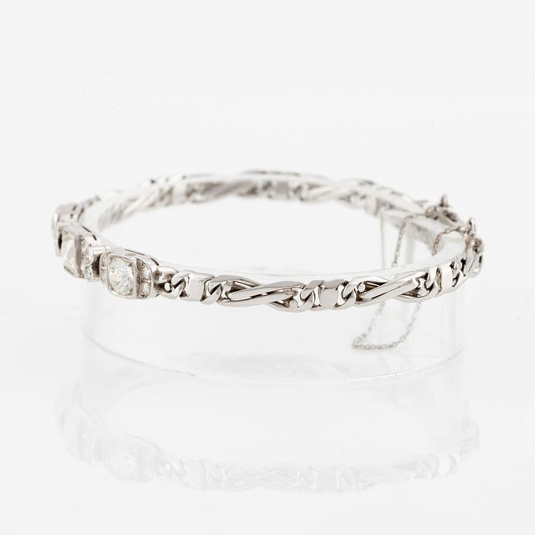 Armband 18K vitguld med gammal- och åttkantslipade diamanter.