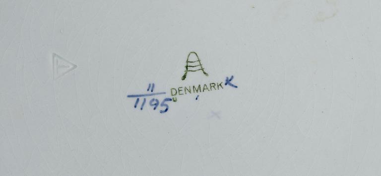 MATSERVIS, 78 delar, porslin, Aluminia, Danmark 1900-talets första hälft.