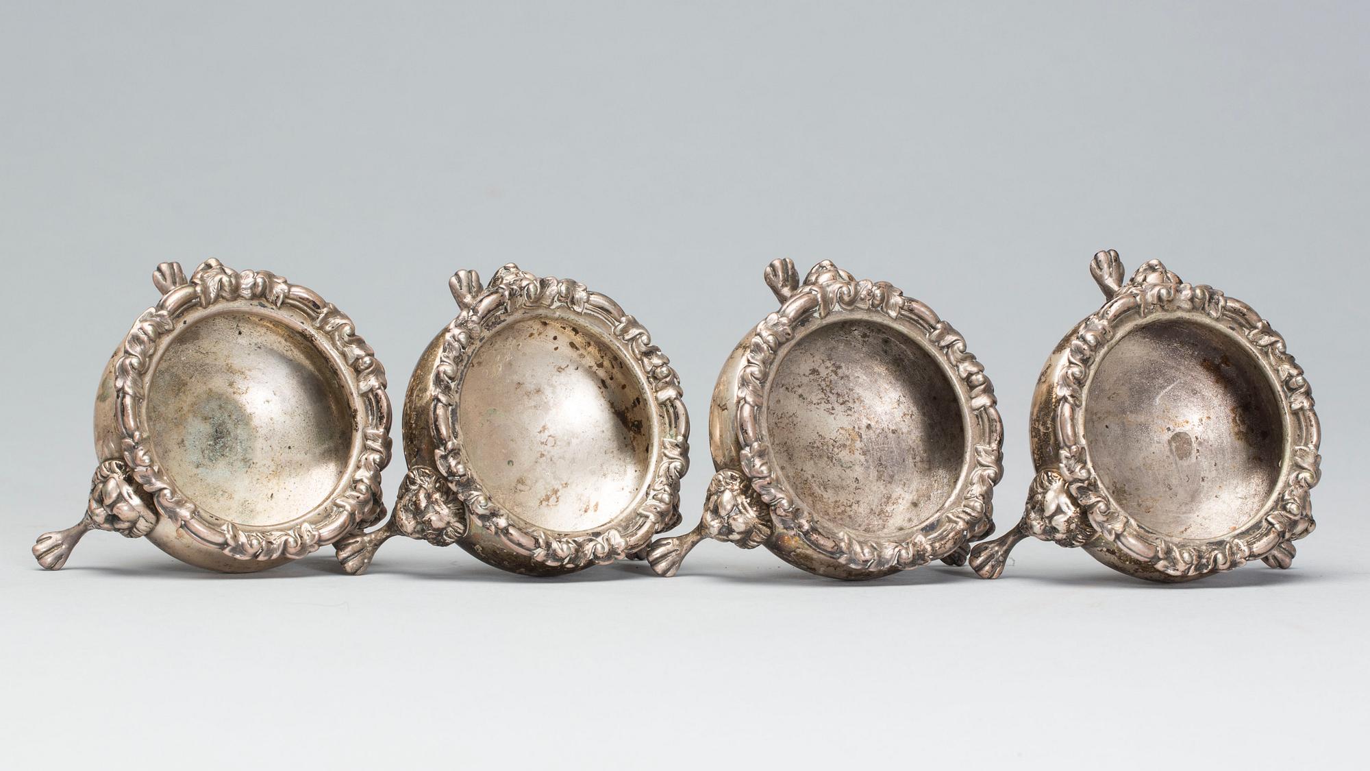 SALTKAR, 4 stycken, nysilver, England, 1900-tal.
