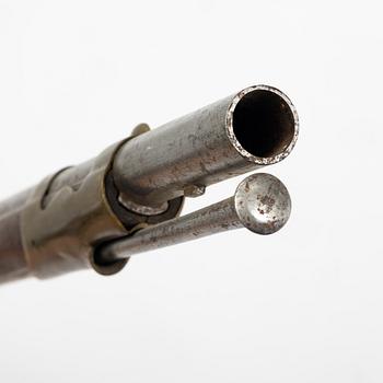 Flintlock rifle, signed Wålberg, Stockholm, (Anders W, 1720-93).