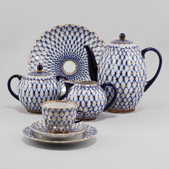 KAFFESERVIS, 16 delar, "Cobalt Net" Lomonosov, Made in USSR, 1900-tal.