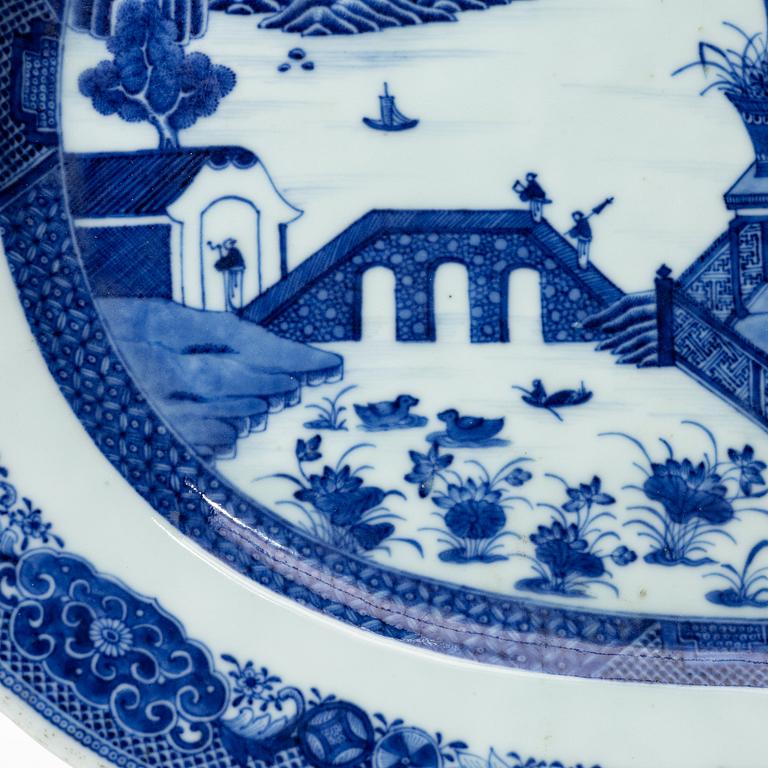 Stekfat, kompaniporslin, Kina, Qingdynastin, Qianlong, 1736-95.