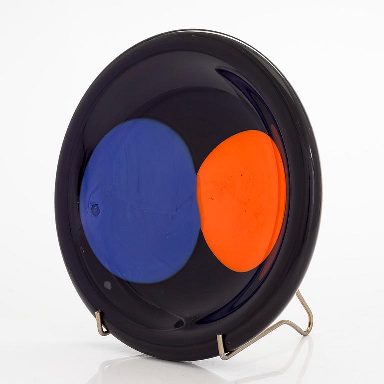 Oiva Toikka, skål, N 483, signerad Oiva Toikka Nuutajärvi Notsjö, i produktion 1968-69.