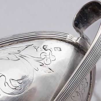 A pair of Swedish early 19th century silver salt-cellars, marks of Pehr Zethelius, Stockholm 1805.