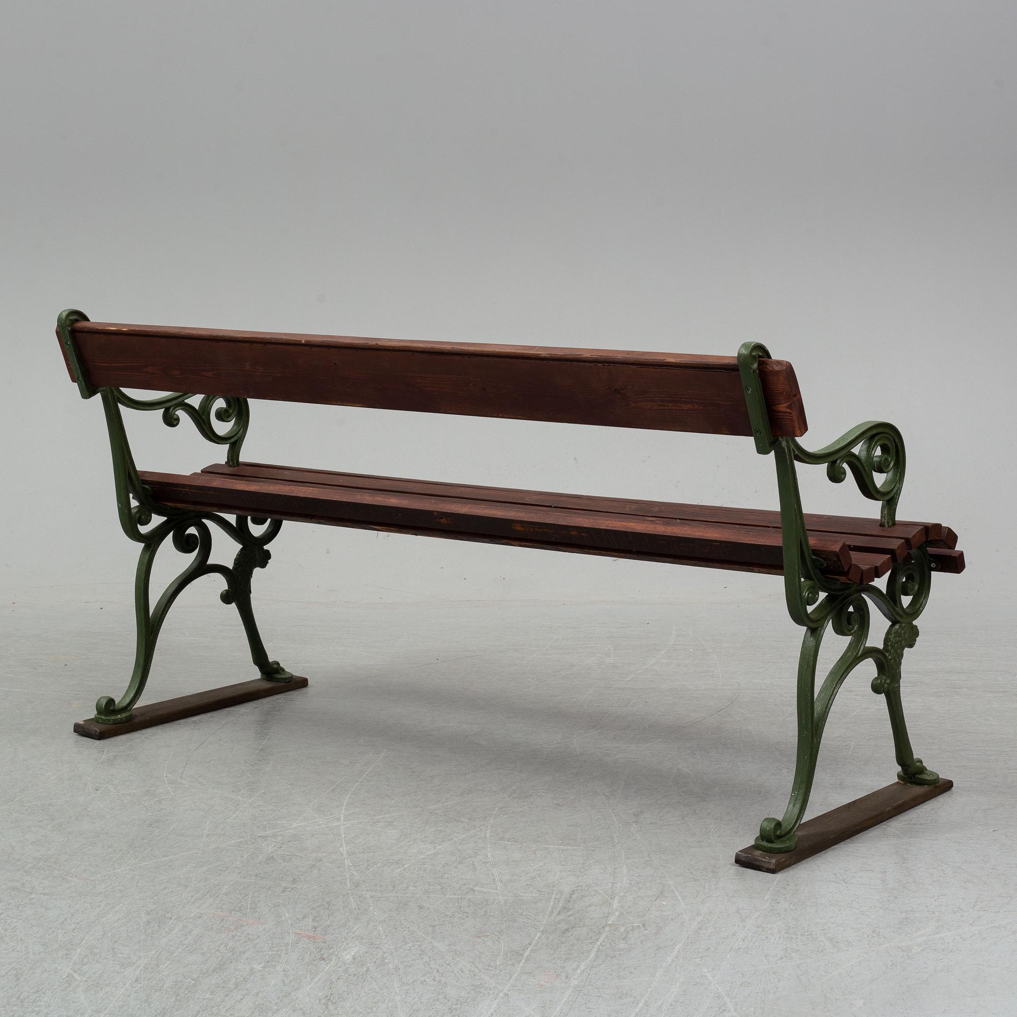 A garden sofa, first half of the 20th century.