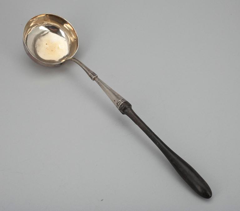 FÖRLÄGGARE, silver, träskaft, St Petersburg 1858.