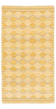 184. Barbro Nilsson, a carpet, "Spättan, gul", flat weave, ca 269 x 146 cm, signed AB MMF BN.