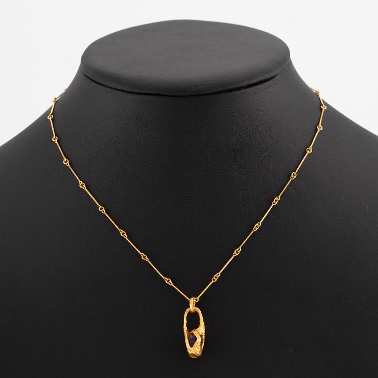 Björn Weckström, necklace, "Renklockan", 18K gold with amethyst, Lapponia.