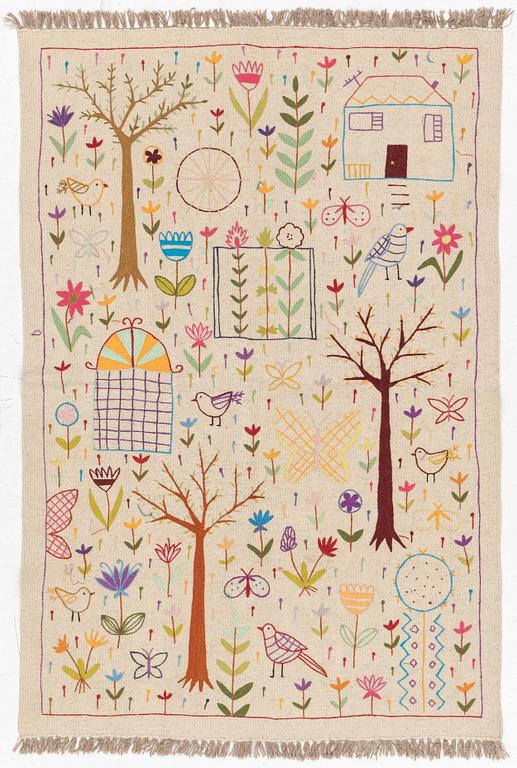 A hand-embroidered Kelim rug, c. 177 x 122 cm.
