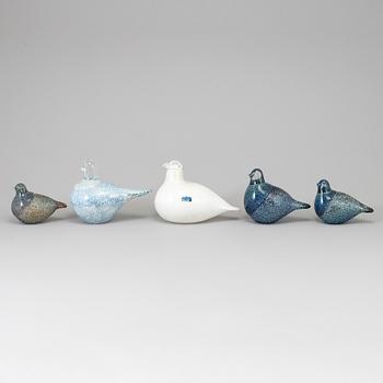 Five Finnish glass birds. One by Oiva Toikka, Nuutajärvi Notsjö.