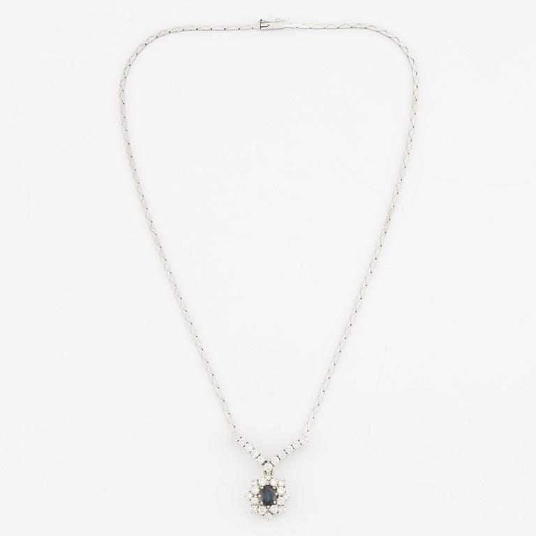 Necklace, 18K white gold with sapphire and brilliant-cut diamonds.