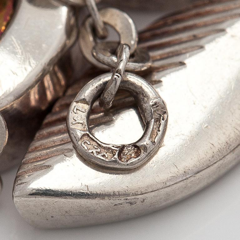 Nanny Still, hänge, silver, titan.