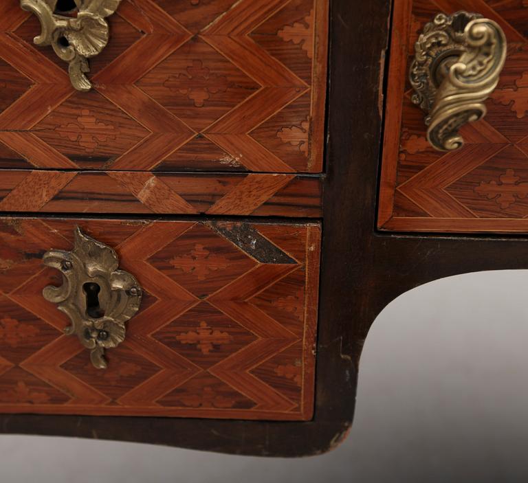 SKRIVBORD, Frankrike, sent 1700-tal.