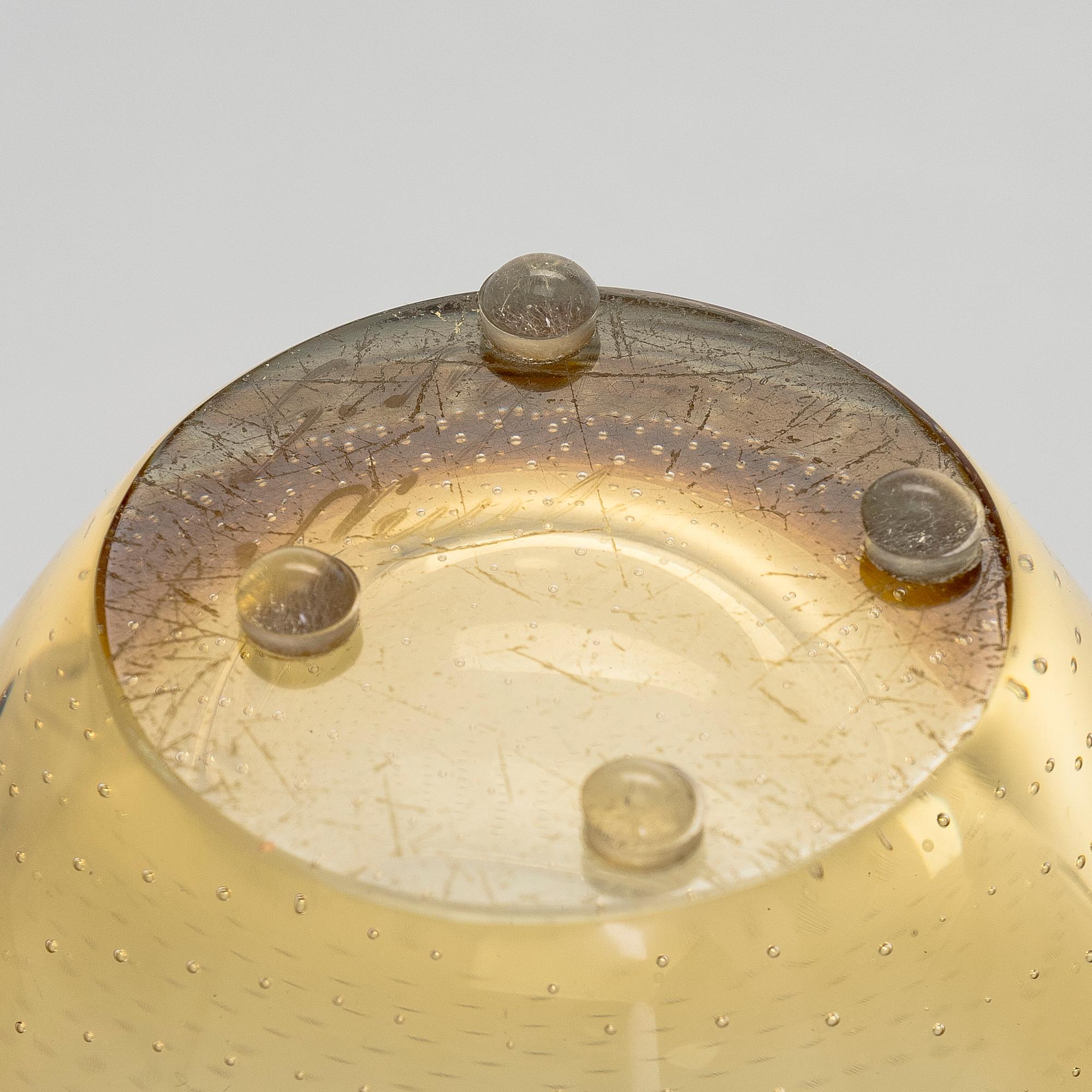 Gunnel Nyman, vas, modell "GN 16", signerad G. Nyman Nuutajärvi Notsjö.