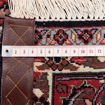 Carpet, Bidjar, 233 x 171 cm.