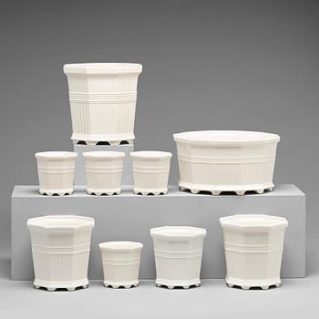 277. A set of nine flower pots, Waldemarsudde, modern.