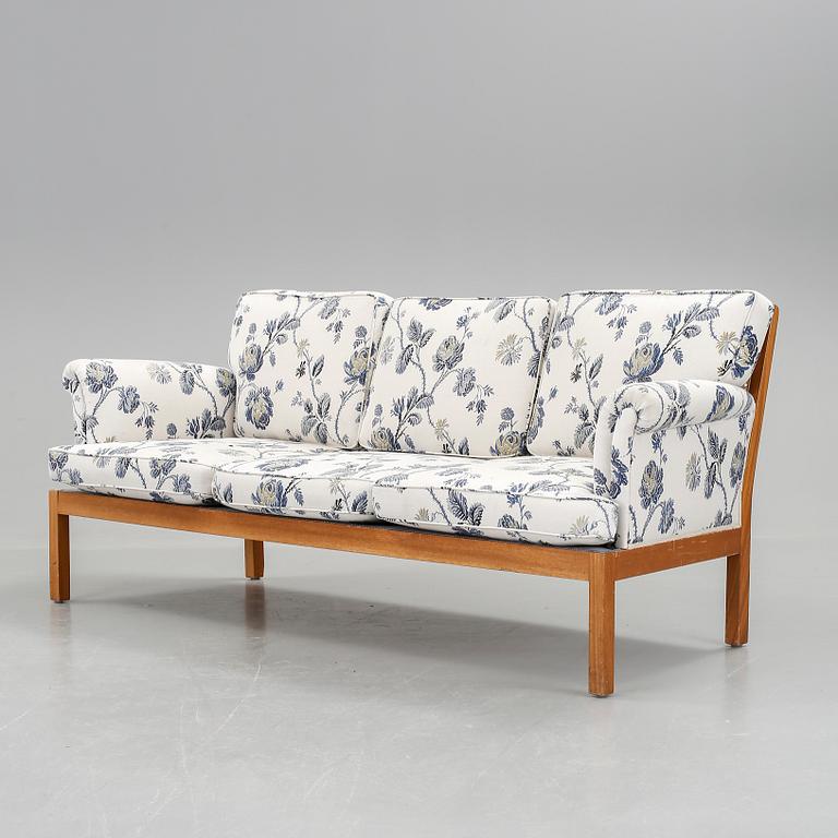 SOFFA, "modell 1100", Josef Frank, Firma Svenskt Tenn.