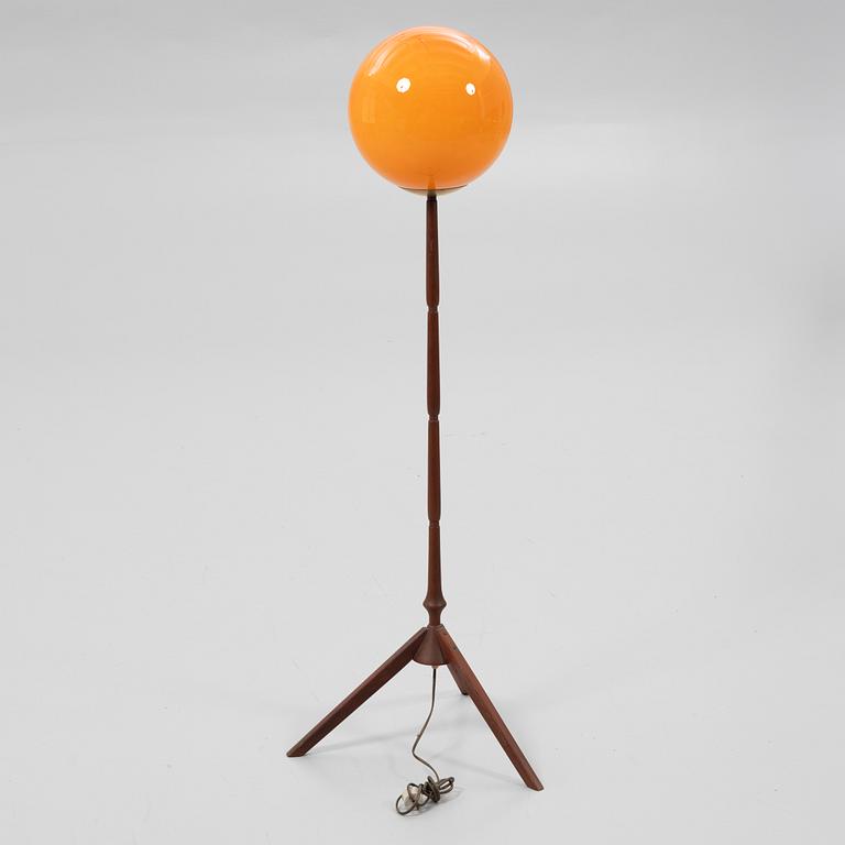 Floor lamp, teak, mid-20th century.