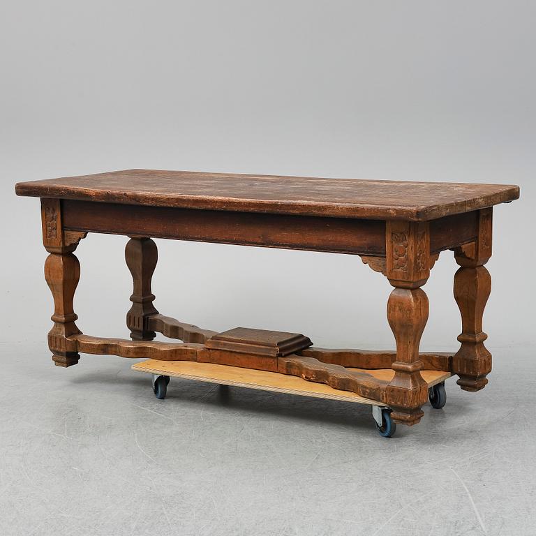 A 19th/20th century table.
