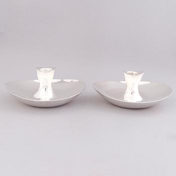 TAPIO WIRKKALA, kynttilänjalkapari, hopeaa, Hopeatehdas Oy, Helsinki 1953.