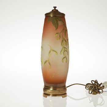 An Emile Gallé Art Nouveau cameo glass vase, Nancy, France, early 1900's.
