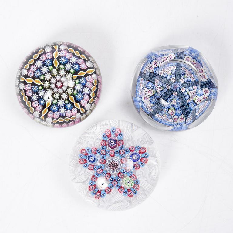 Brevpressar/pappersvikter, 3 st, 1900-talets andra hälft.