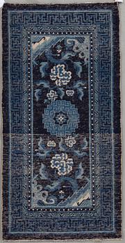 MATTA, semiantik Baotou, Kina. Ca 132x65 cm.
