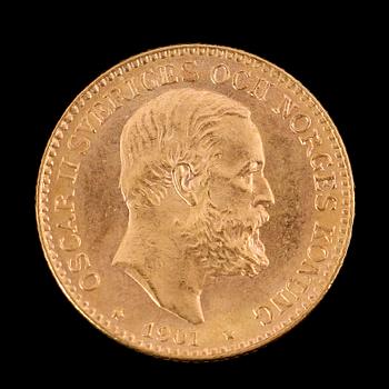 GULDMYNT, 10 kronor, Oscar II, 1901.  Vikt ca 5 gram.