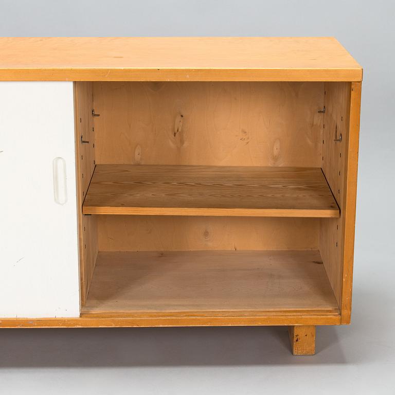 Aino Aalto, a 1940s '216' cabinet for O.Y. Huonekalu- ja Rakennustyötehdas A.B.