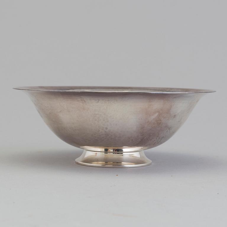 HARALD NIELSEN, skål, silver, Georg Jensen, Danmark. Med svenska importstämplat.