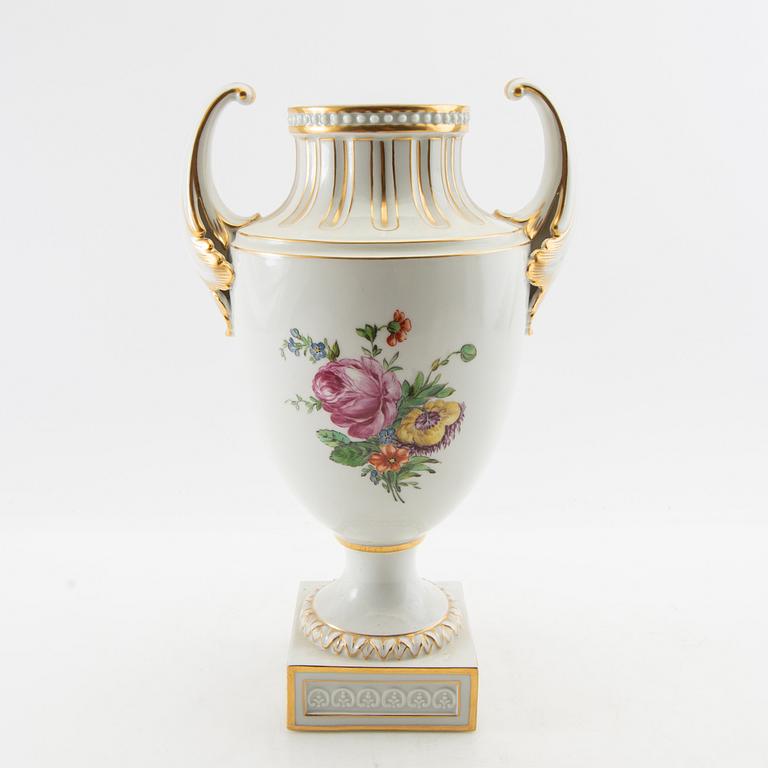 Urn/Vase "Juliane Marie porcelain" Royal Copenhagen Denmark first half of the 20th century.