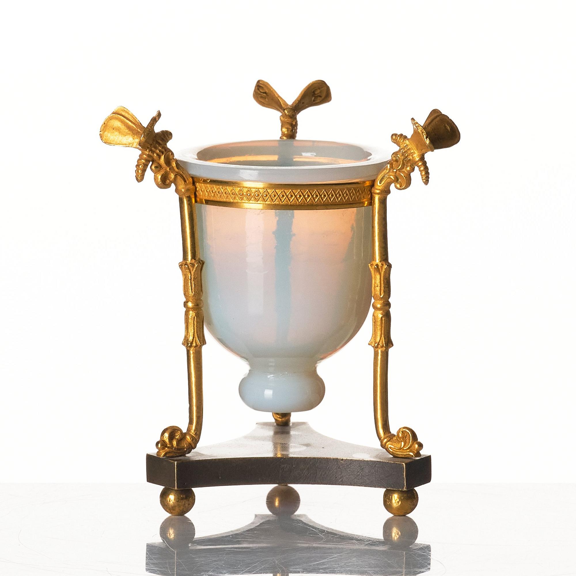 Tripod med skål, Frankrike 1800-talets första del, Empire.
