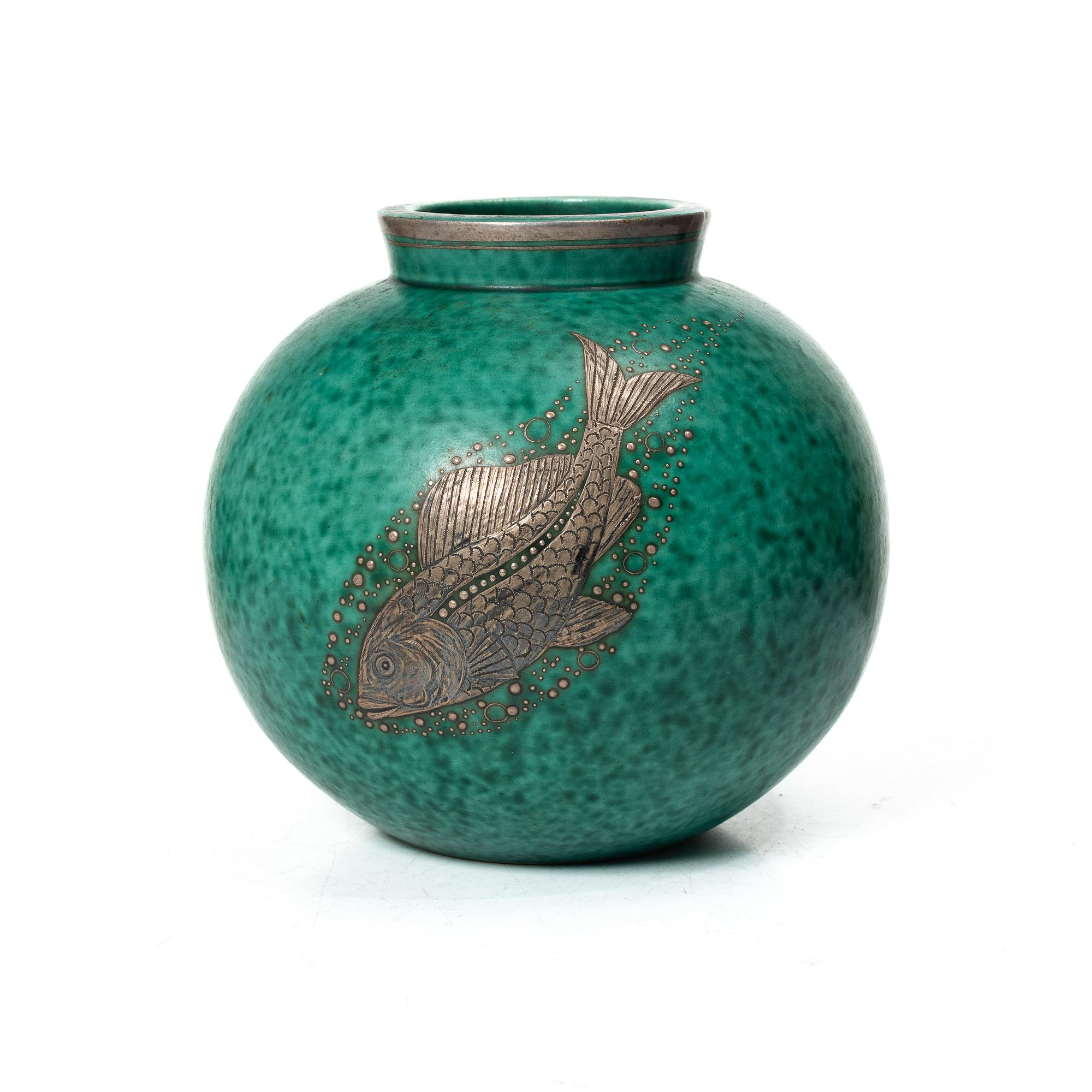 Wilhelm Kåge, an 'Argenta' vase, Gustavsberg.