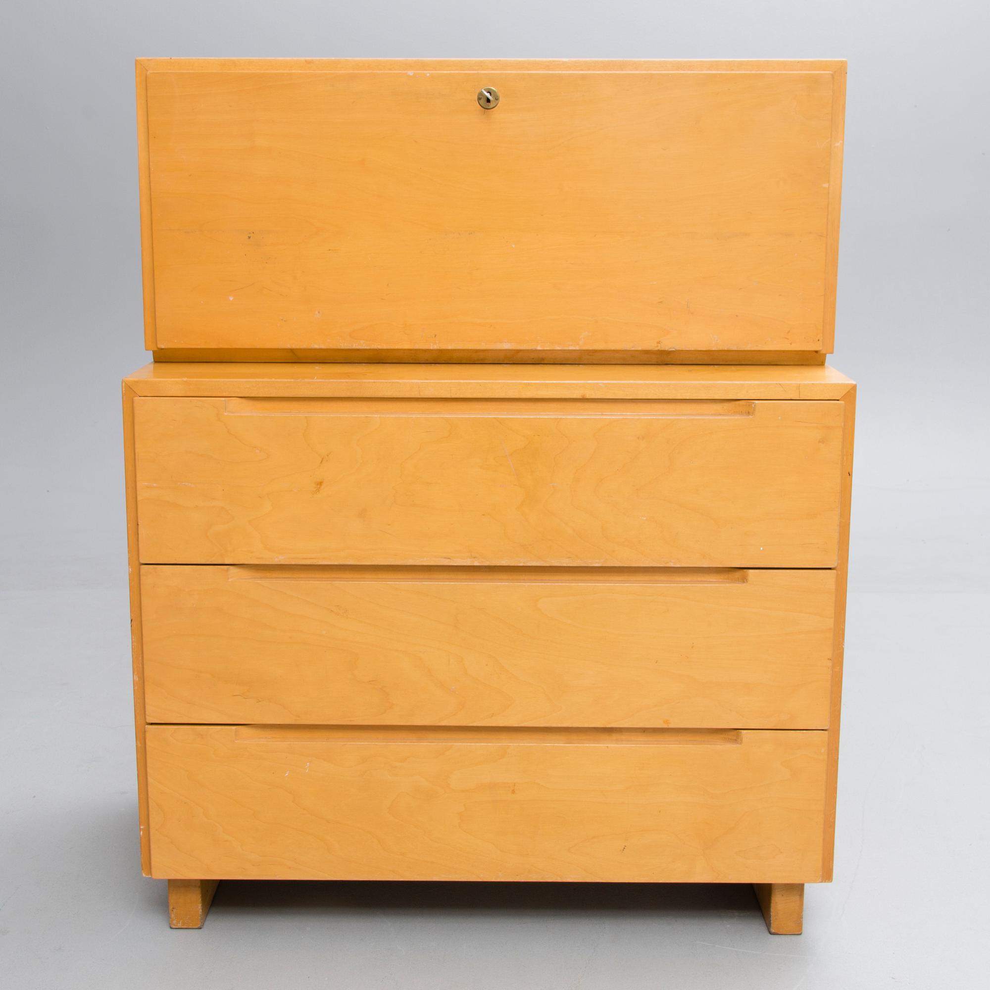 Alvar Aalto, A late 1940s secretaire for O.Y. Huonekalu- ja Rakennustyötehdas A.B. Finland.