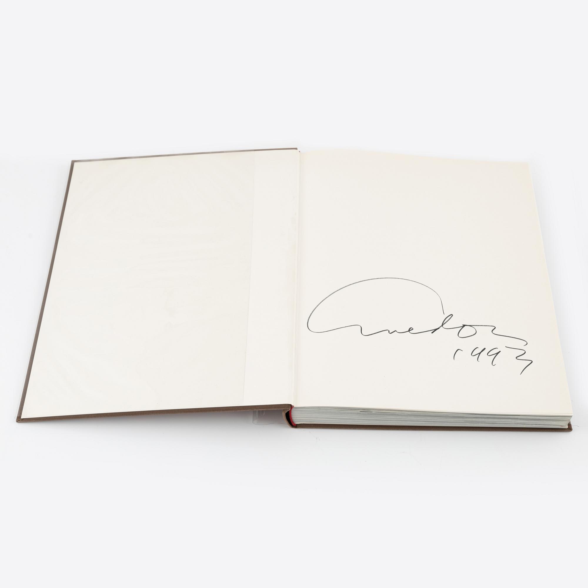 Richard Avedon, Photobook, "An Autobiography", signed.