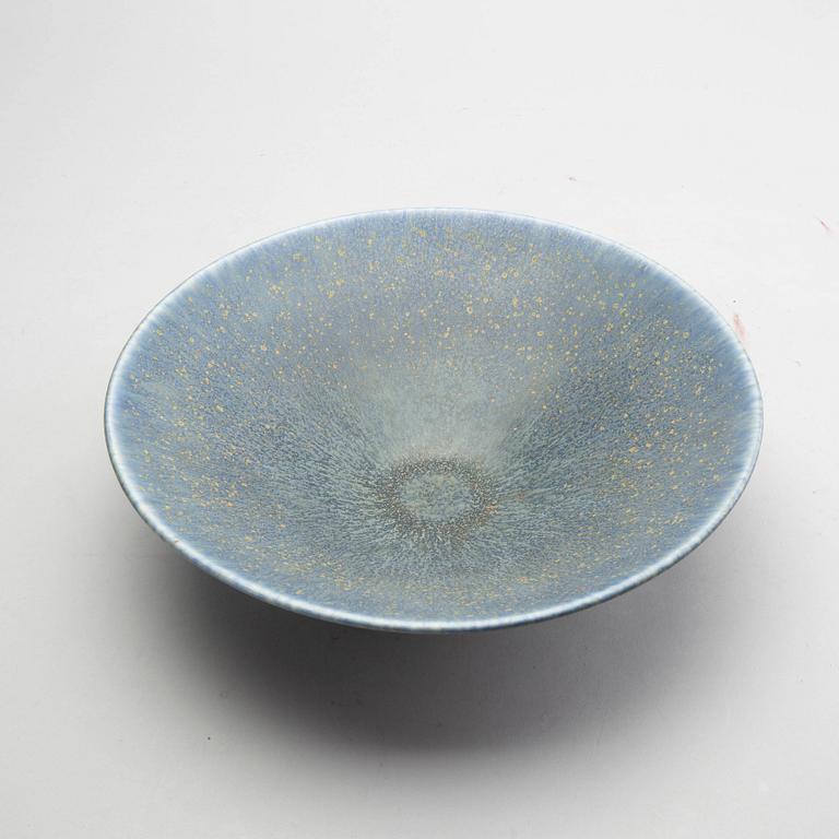 CARL-HARRY STÅLHANE, a signed stone ware bowl, 1950's.