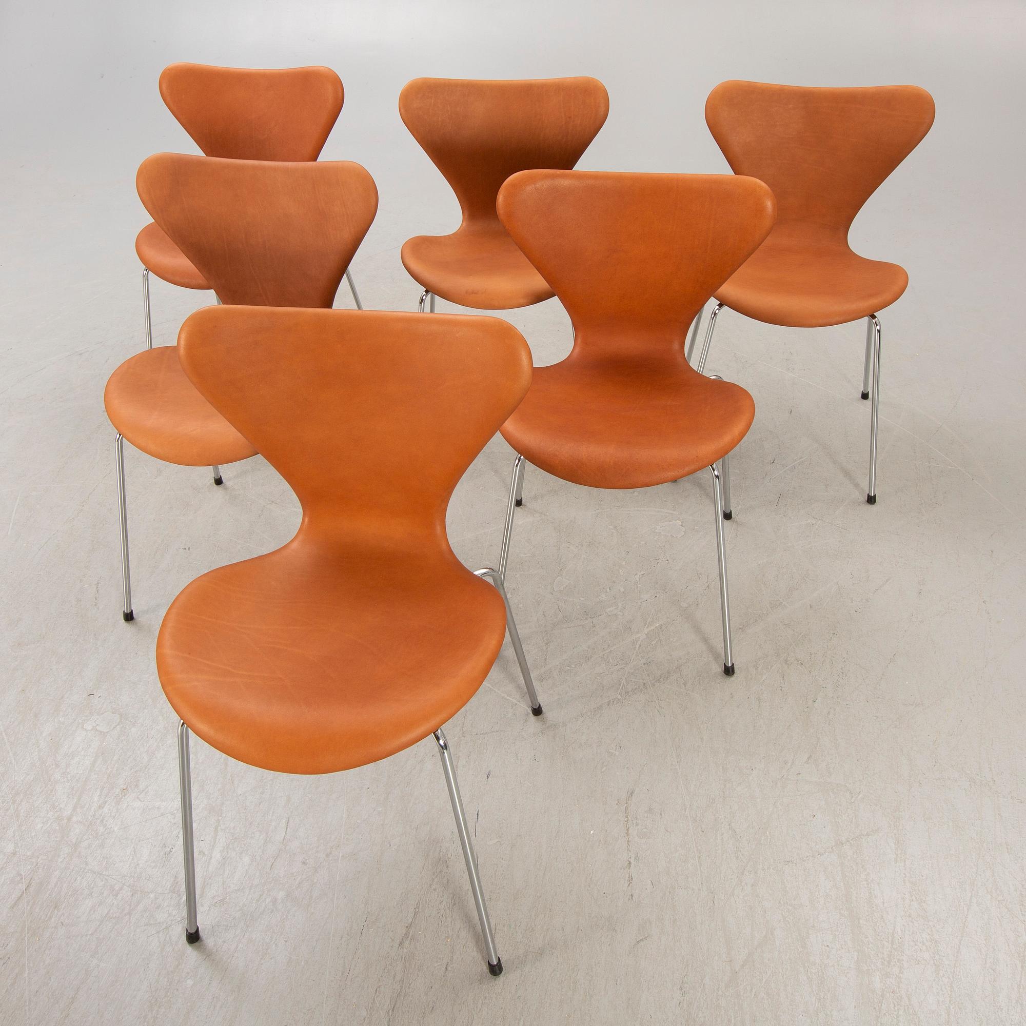 Arne Jacobsen, chairs, 6 pcs, "Sjuan", for Fritz Hansen, Denmark.