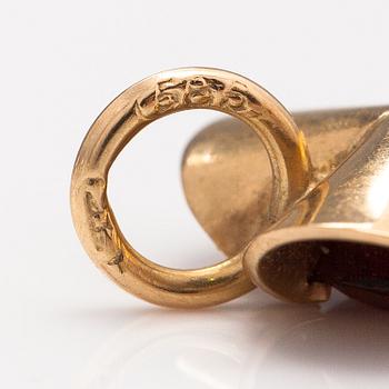 Elis Kauppi, Ring, hänge ohc örhängen, 14K guld, granater. Kupittaan kulta, Åbo 1972.