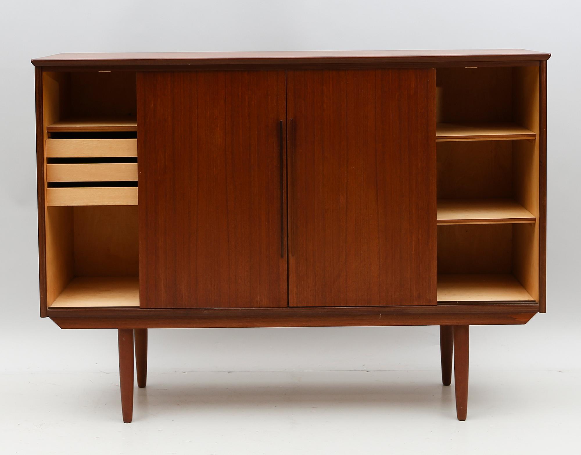 SIDEBOARD, Danmark, 1900-talets andra hälft.